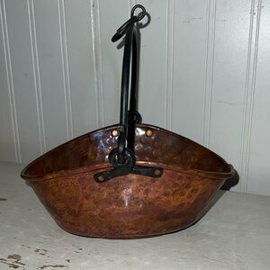 Vintage Estate handmade Hammered copper iron forged handle hanging basket